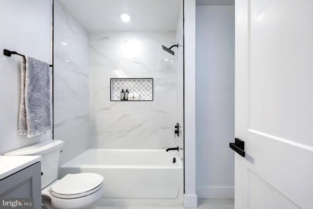 Brandnew Luxury Capitol Hill Apt! Near Free Trolly Washington Bagian luar foto